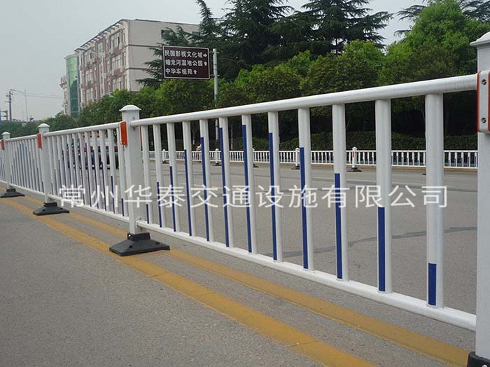 道路護(hù)欄的主要作用